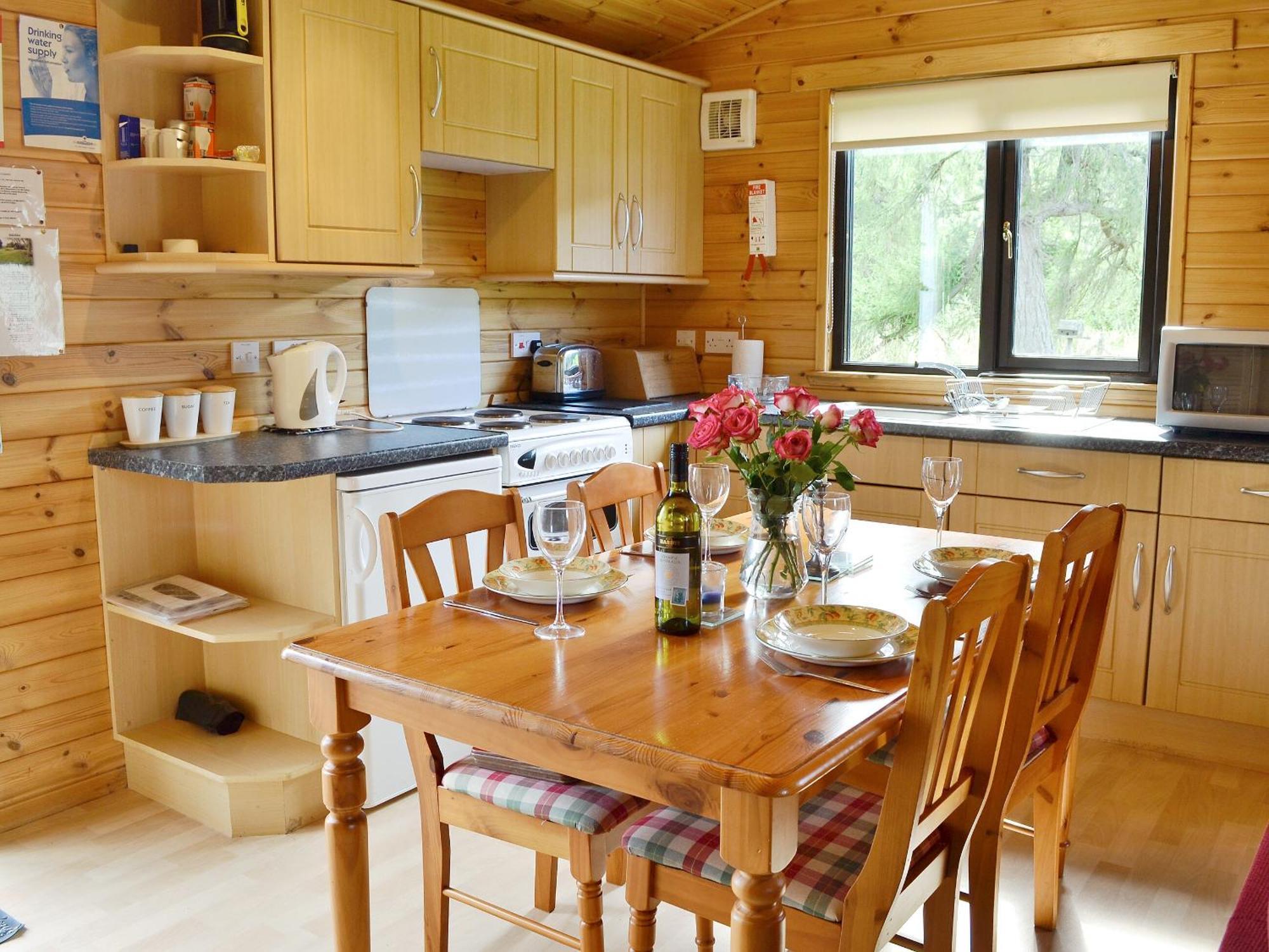 Larch Cottage - S4428 Kirkton of Glenisla Екстер'єр фото
